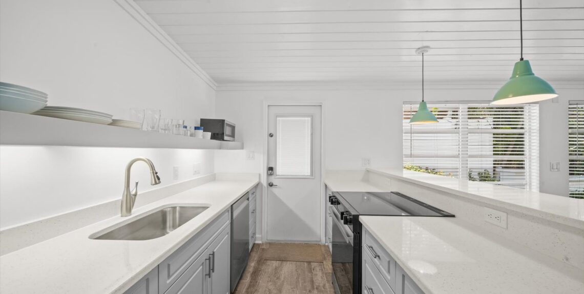 The Cottage kitchen-DSC02335