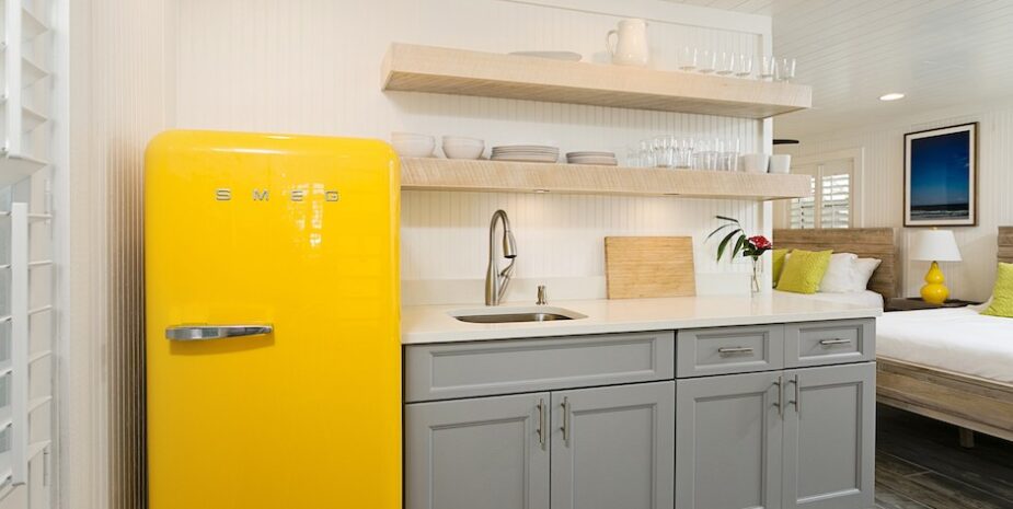 grey cabinets, yellow SMEG fridge