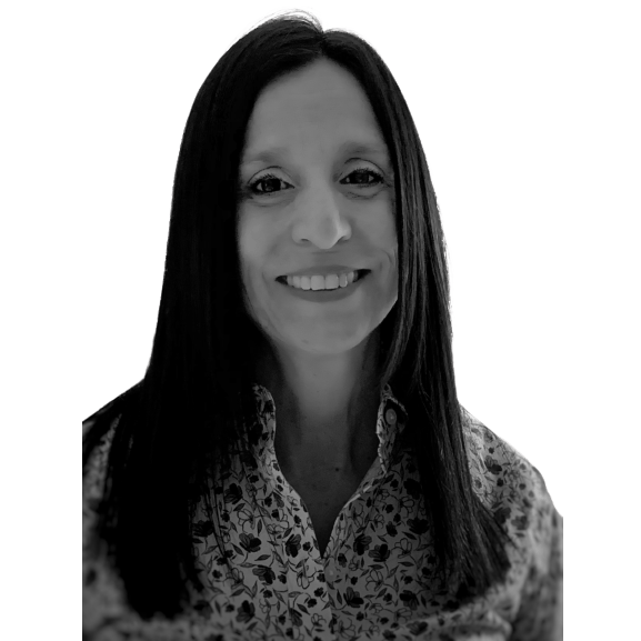Tina McMahon, Innkeeper